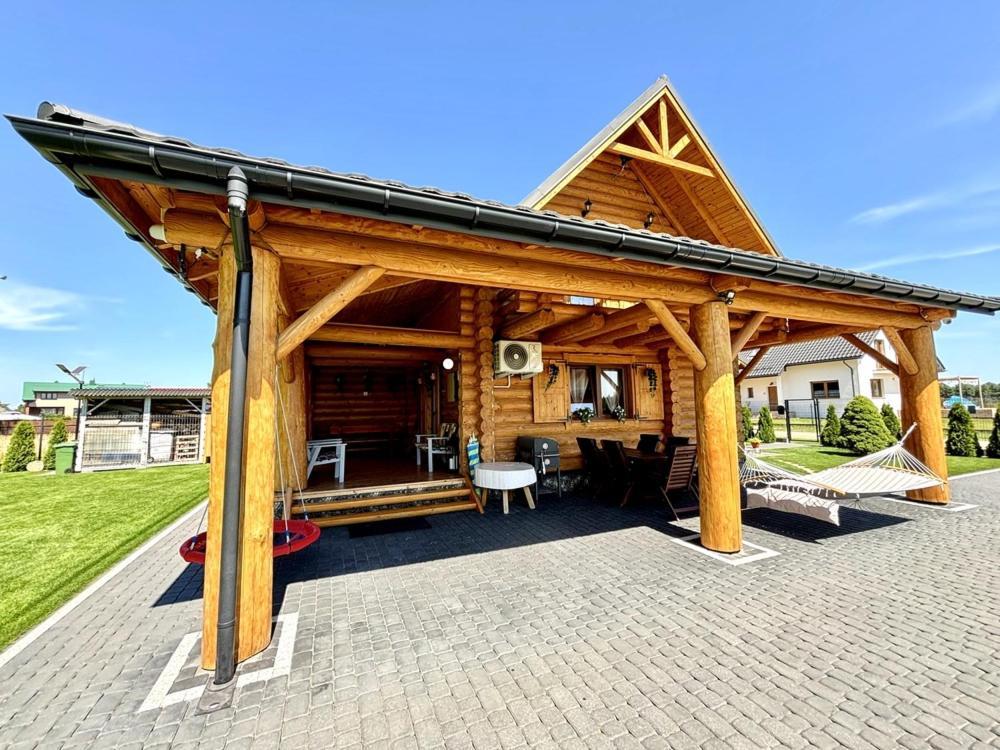 Zloto Polnocy Na Wylacznosc, Parking, Plac Zabaw, Tarasy